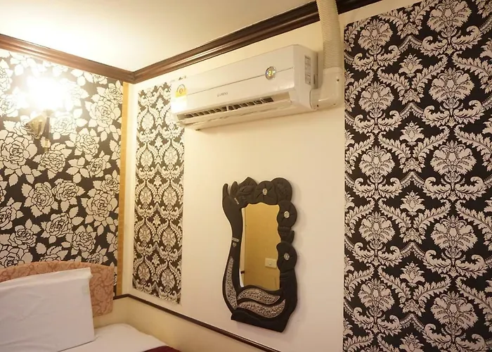 Hotel Honey House1 Bangkok